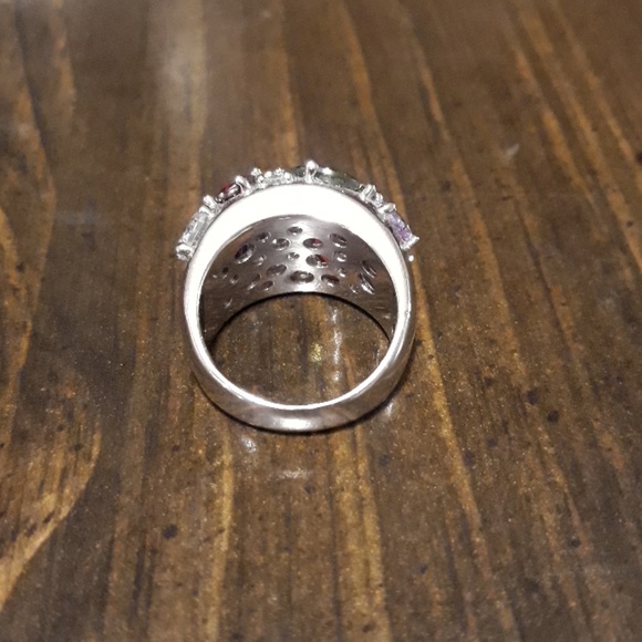 Costume Rings - Picture 4 of 8